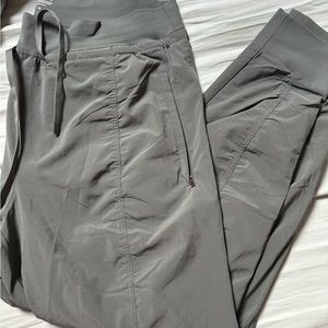 Athleta Altitude olive/grey Women's Pants